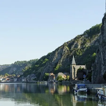 Bed & Breakfast Le Refuge Du Squale Dinant